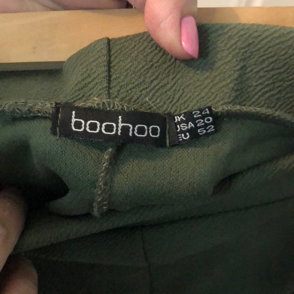 Boohoo Stretchy Trousers - Picture 3 of 3